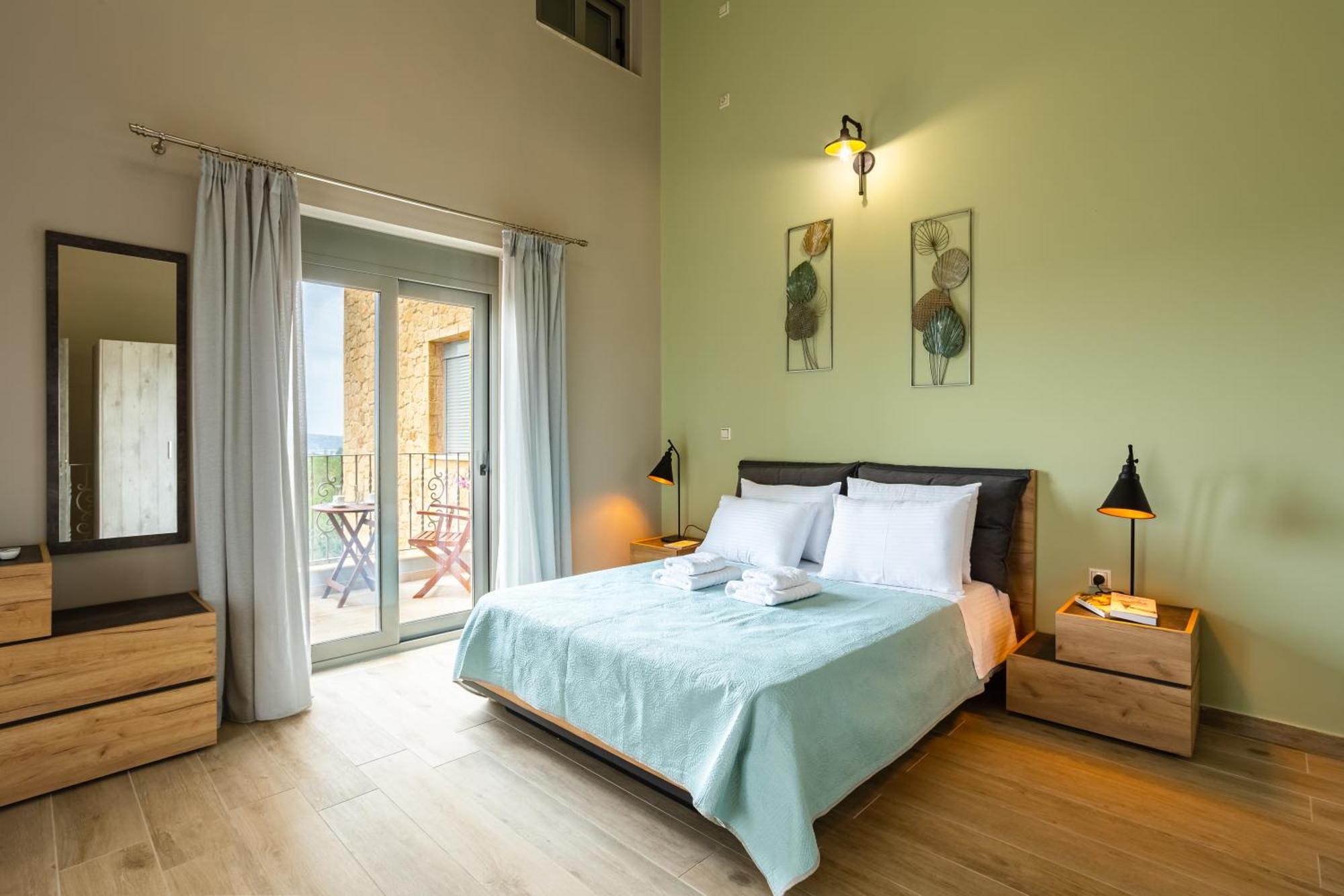 Villa Entheon Olive - Poolside Retreats Marathopoli