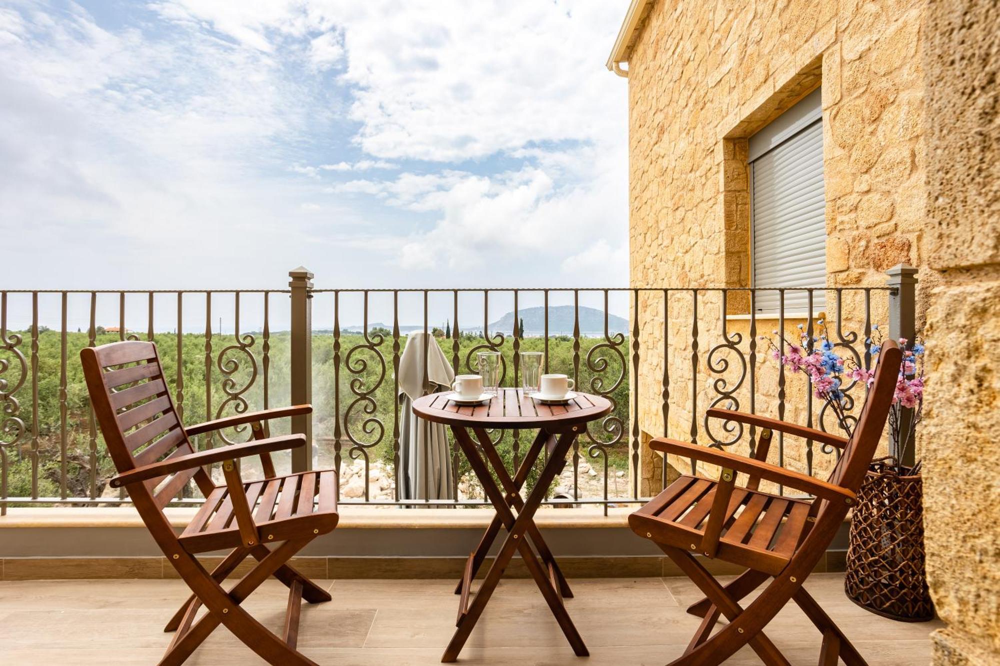 Villa Entheon Olive - Poolside Retreats